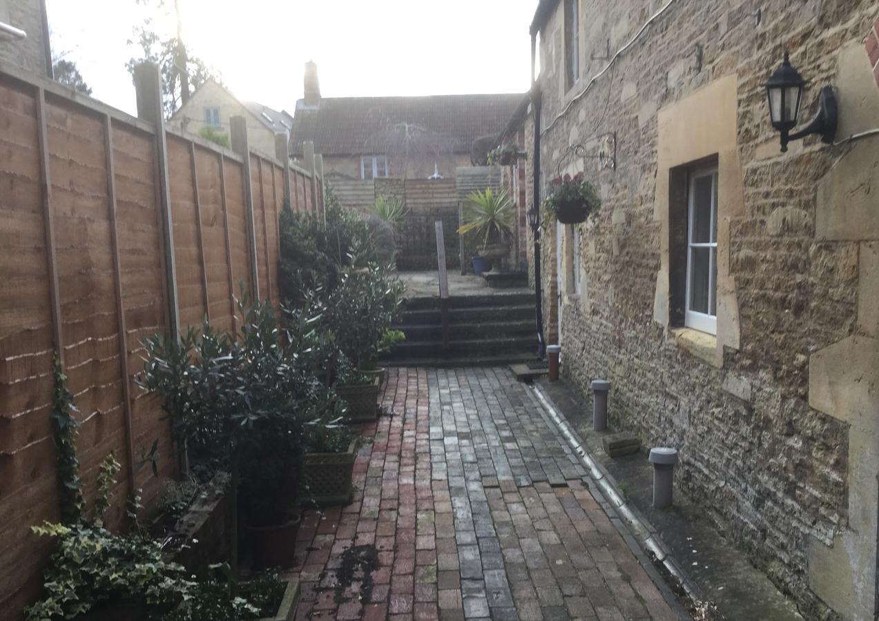 The Jolly Huntsman Hotel Chippenham  Kültér fotó